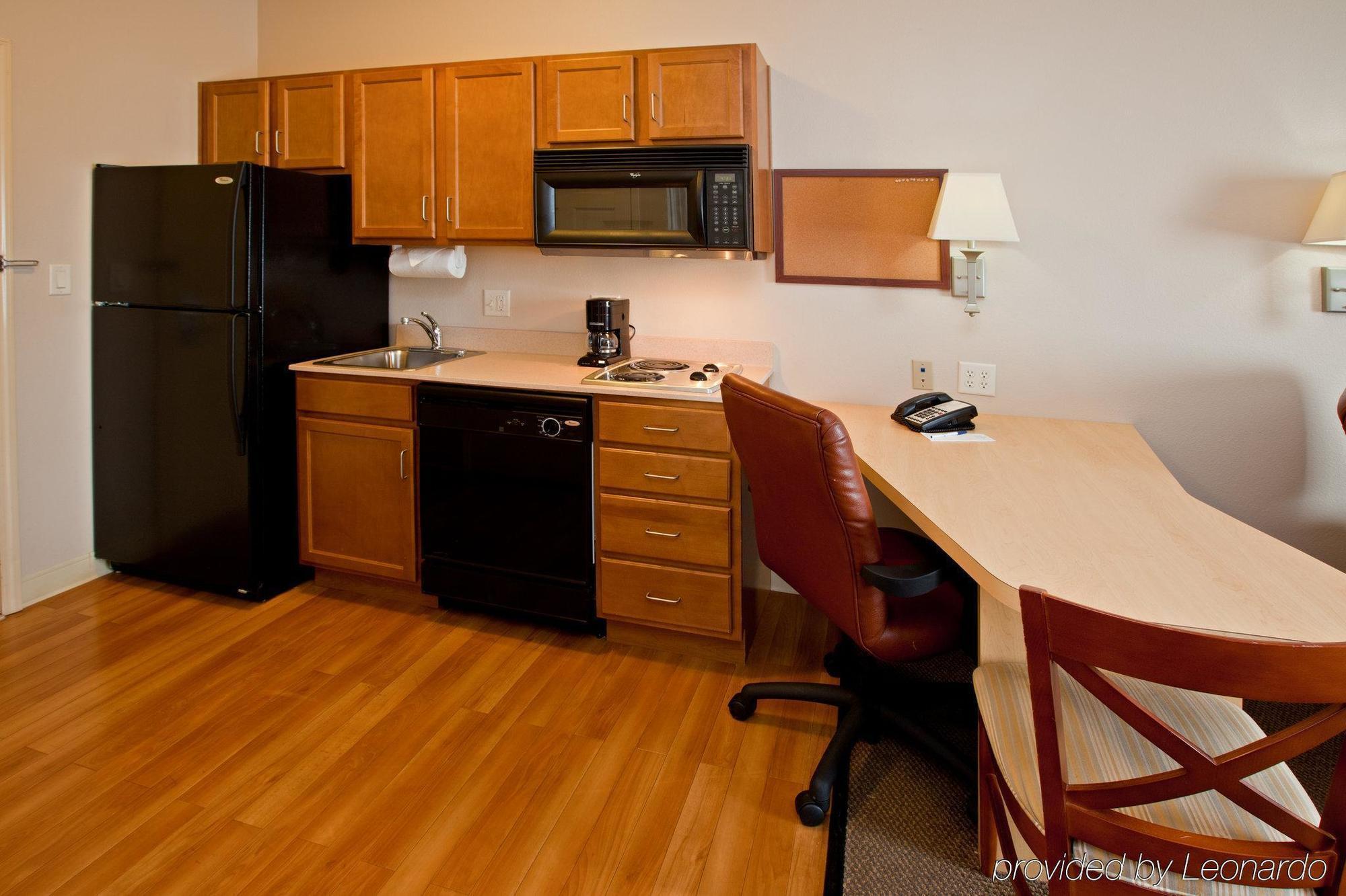 Candlewood Suites Elkhart By Ihg Room photo