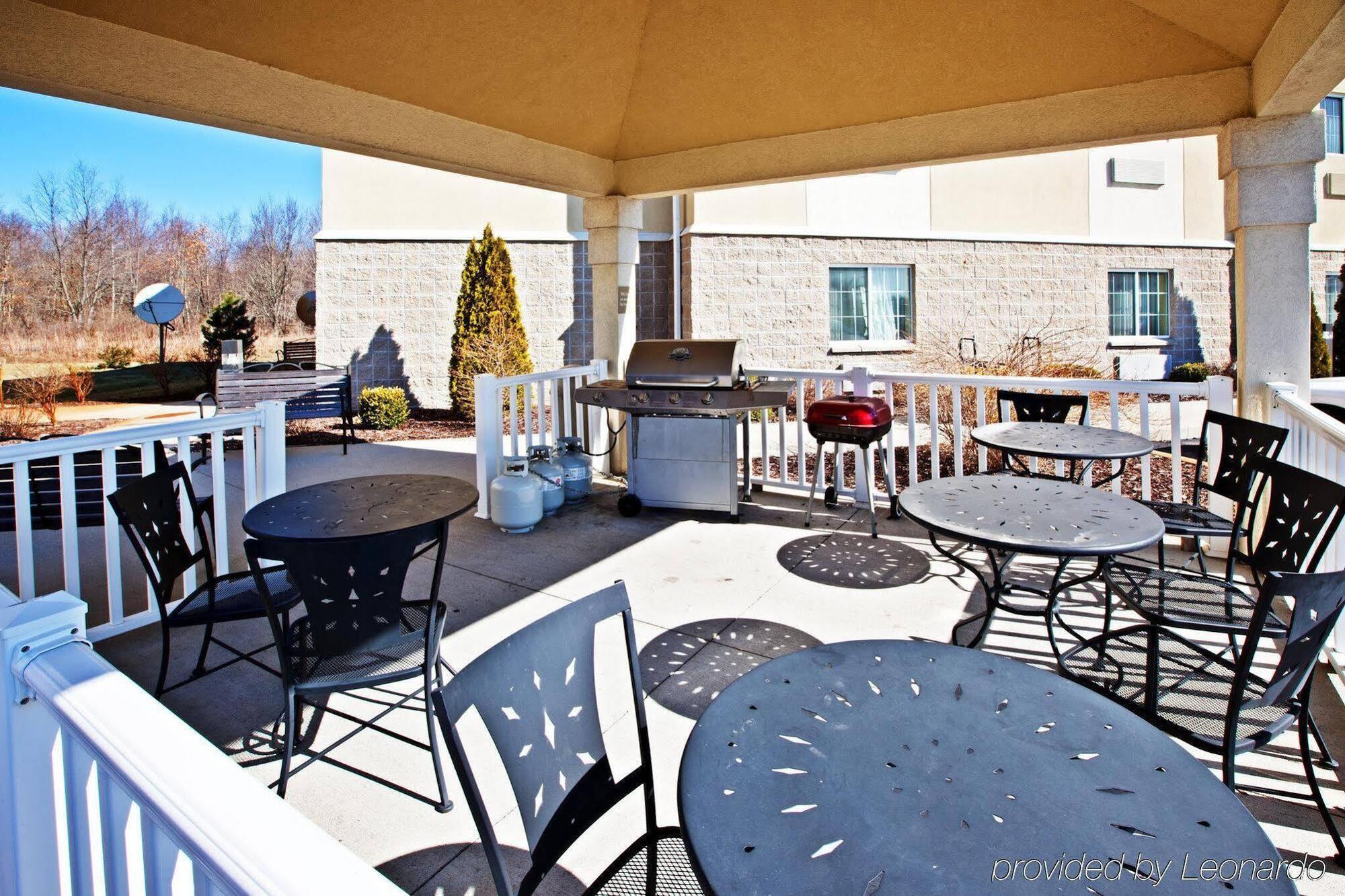 Candlewood Suites Elkhart By Ihg Exterior photo